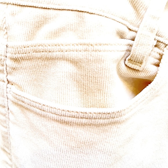 SALE J. Jill Cream Narrow Wale Corduroy, Mid Rise, 5 Pocket Boot Cut Jean, EUC - Picture 3 of 7